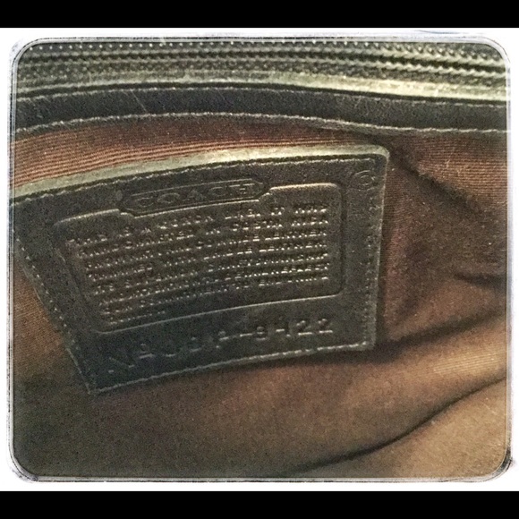 Coach Bonnie Legacy Bucket Bag. - Picture 7 of 7